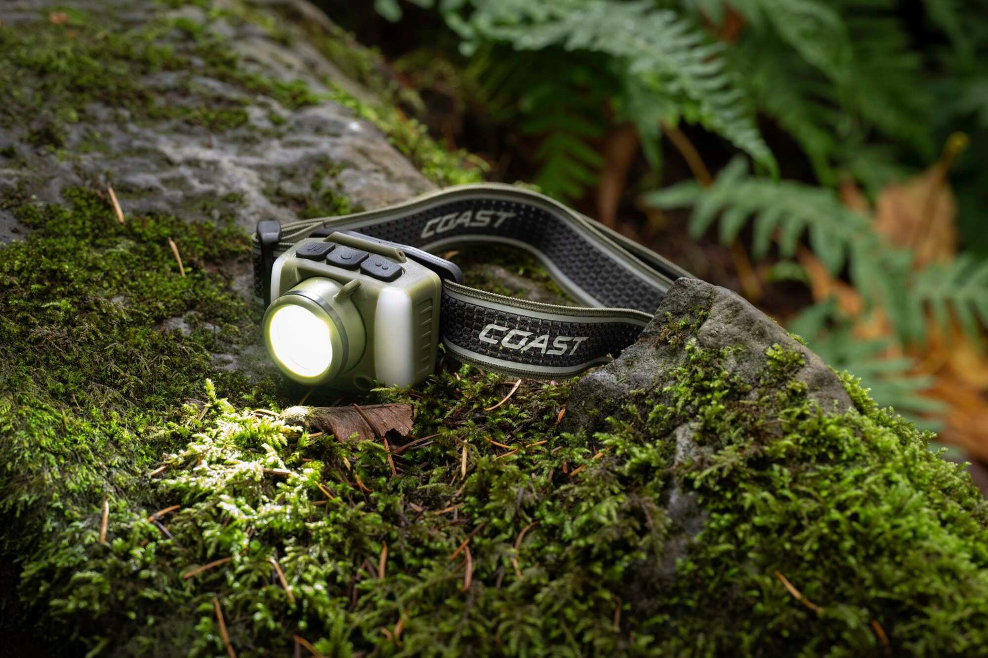 Coast FL95R Headlamp view 3