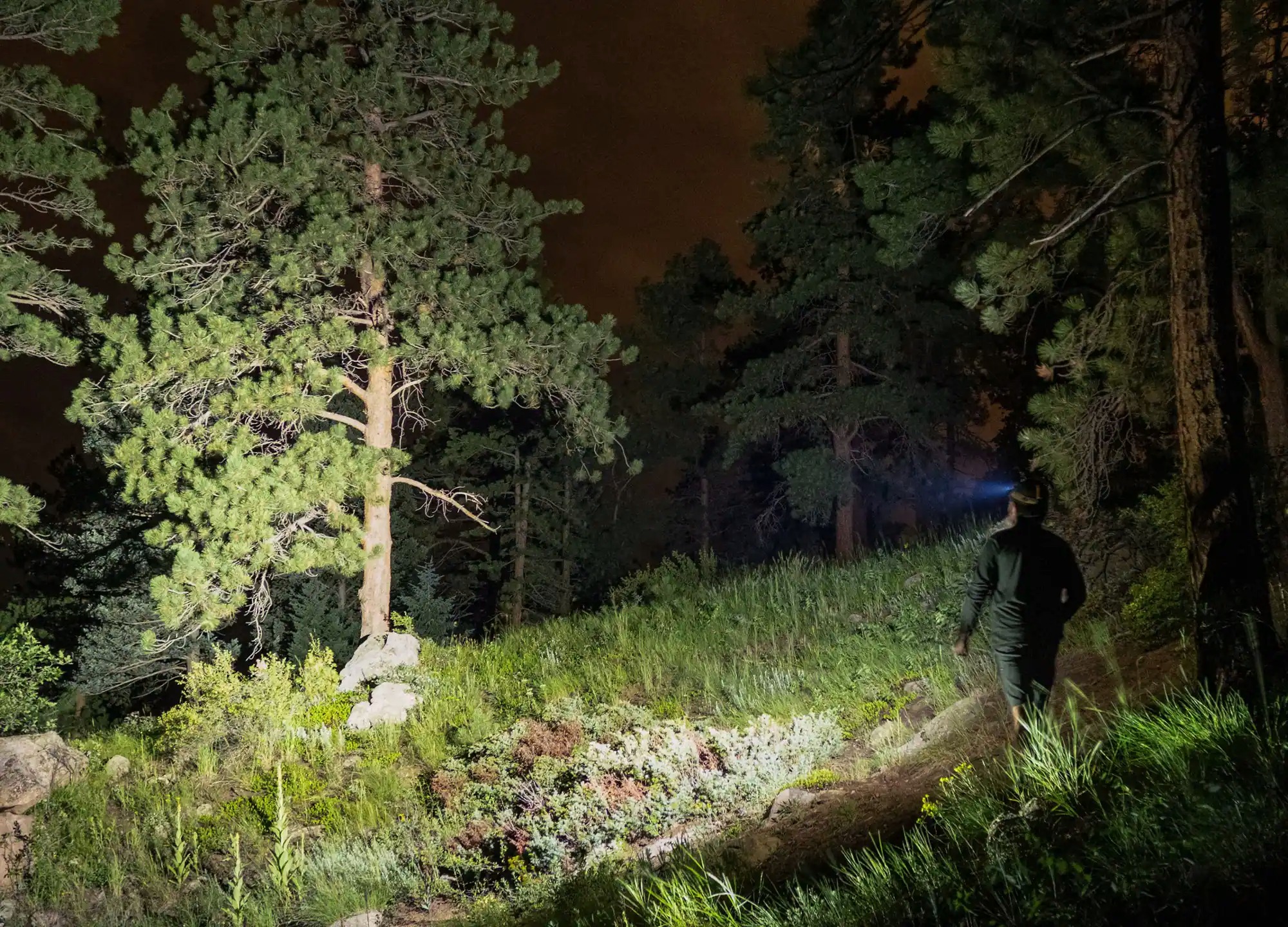 Fenix HM65R Rechargeable Headlamp view 3