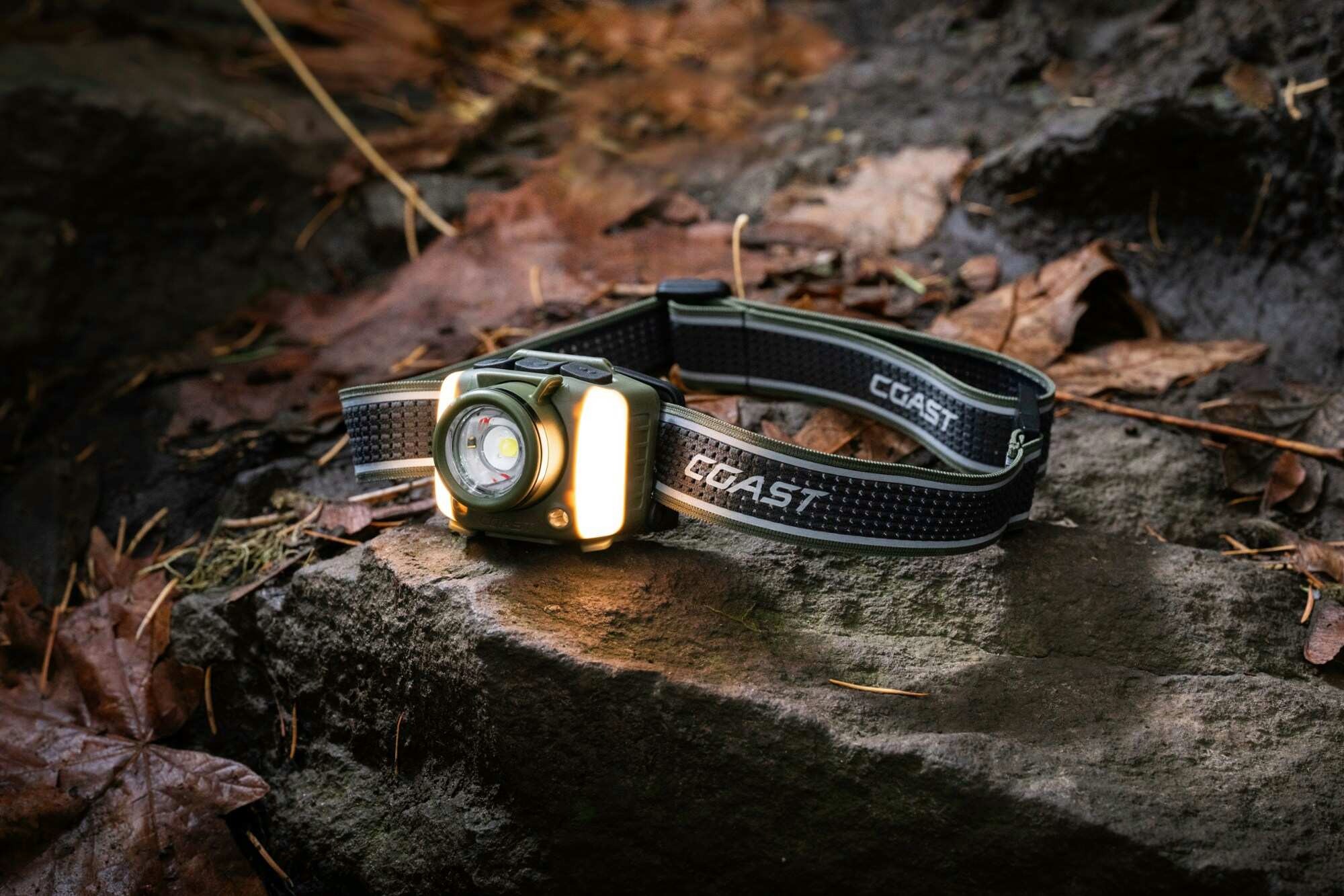 Coast FL95R Headlamp view 7