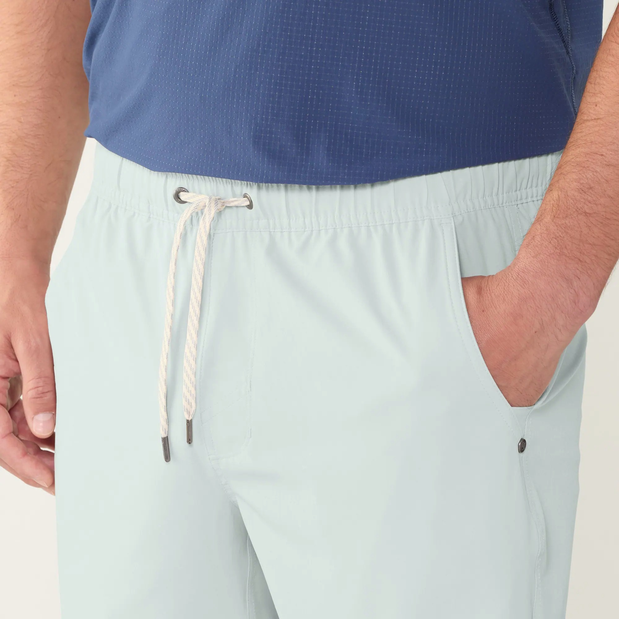 Vuori Kore Unlined Shorts - Men's 7" Inseam view 5