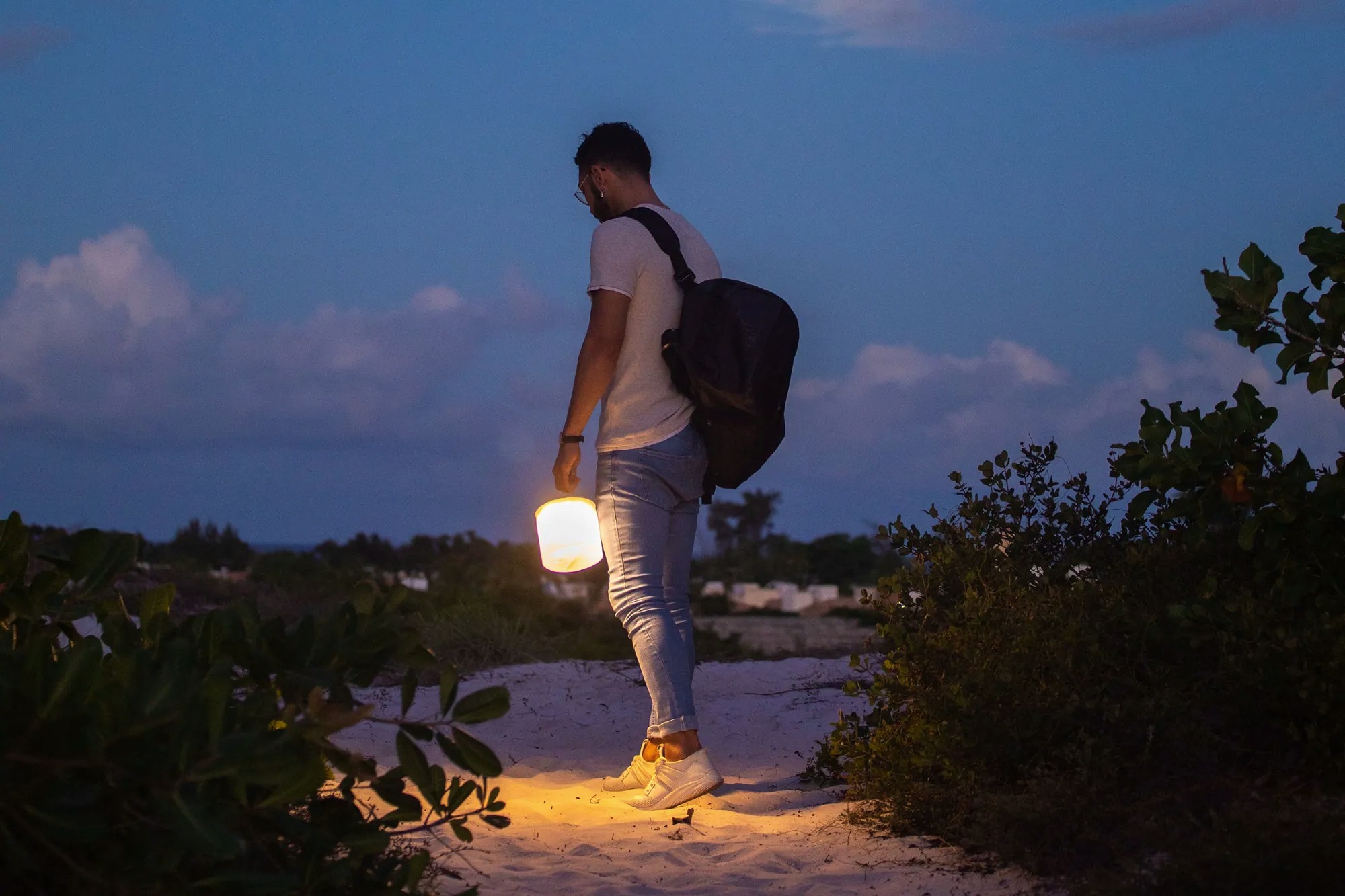 BioLite Luci Charge 360 Inflatable Solar Lantern view 3