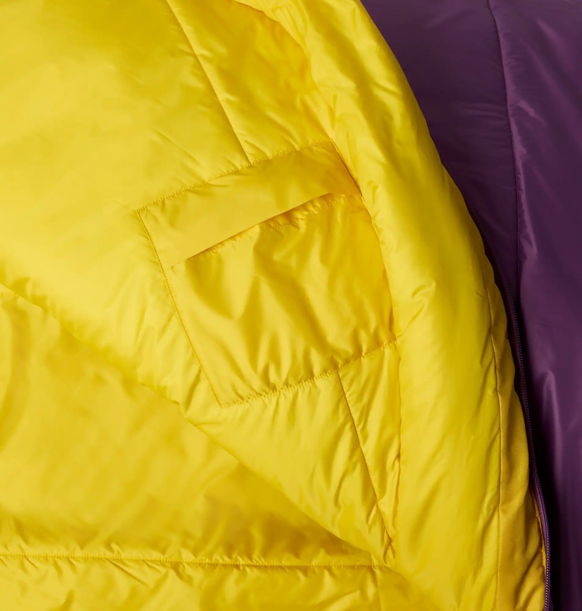 Mountain Hardwear Alamere W 0F/-18C Sleeping Bag - Women's view 2