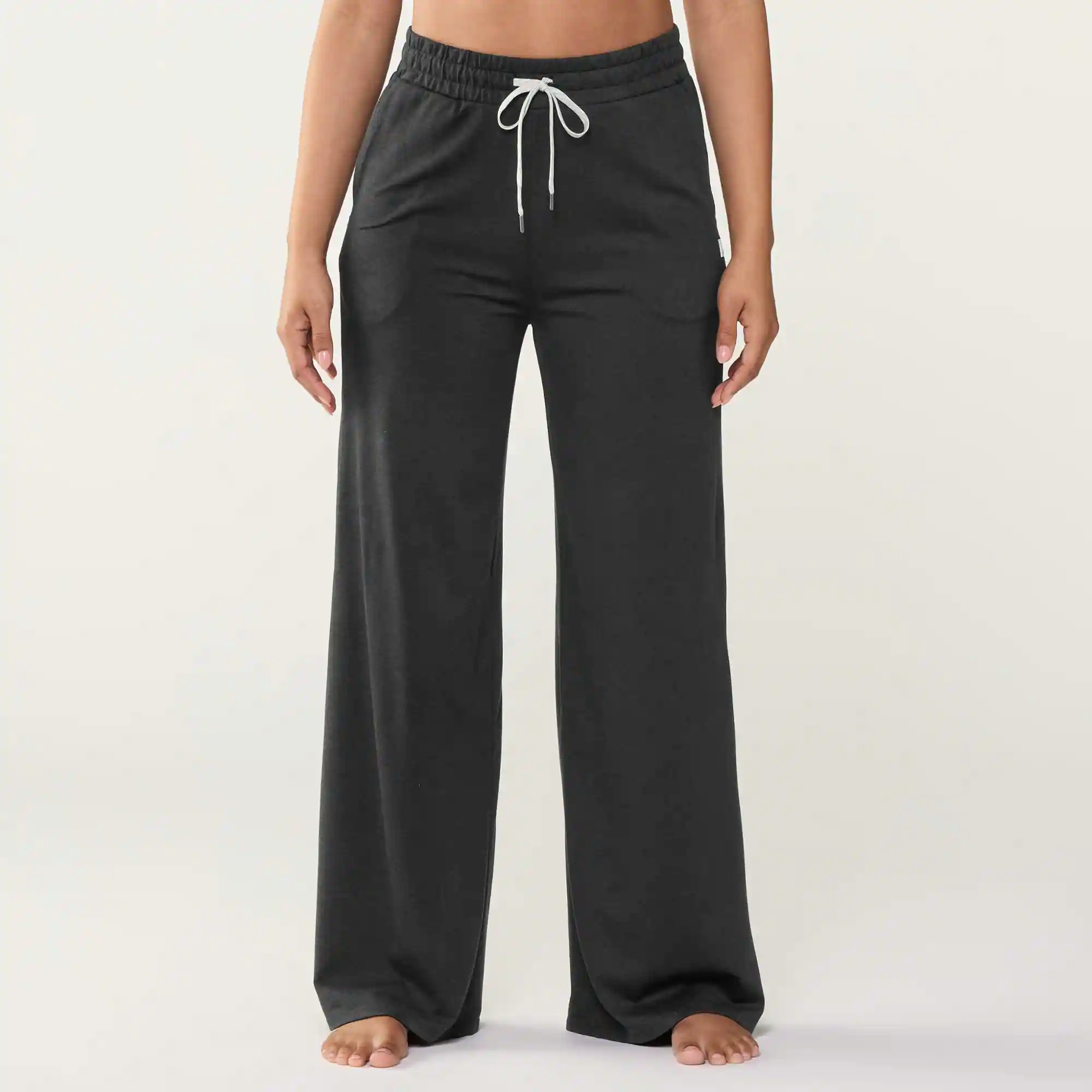 Vuori Halo Essential Wideleg Pants - Women's view 2