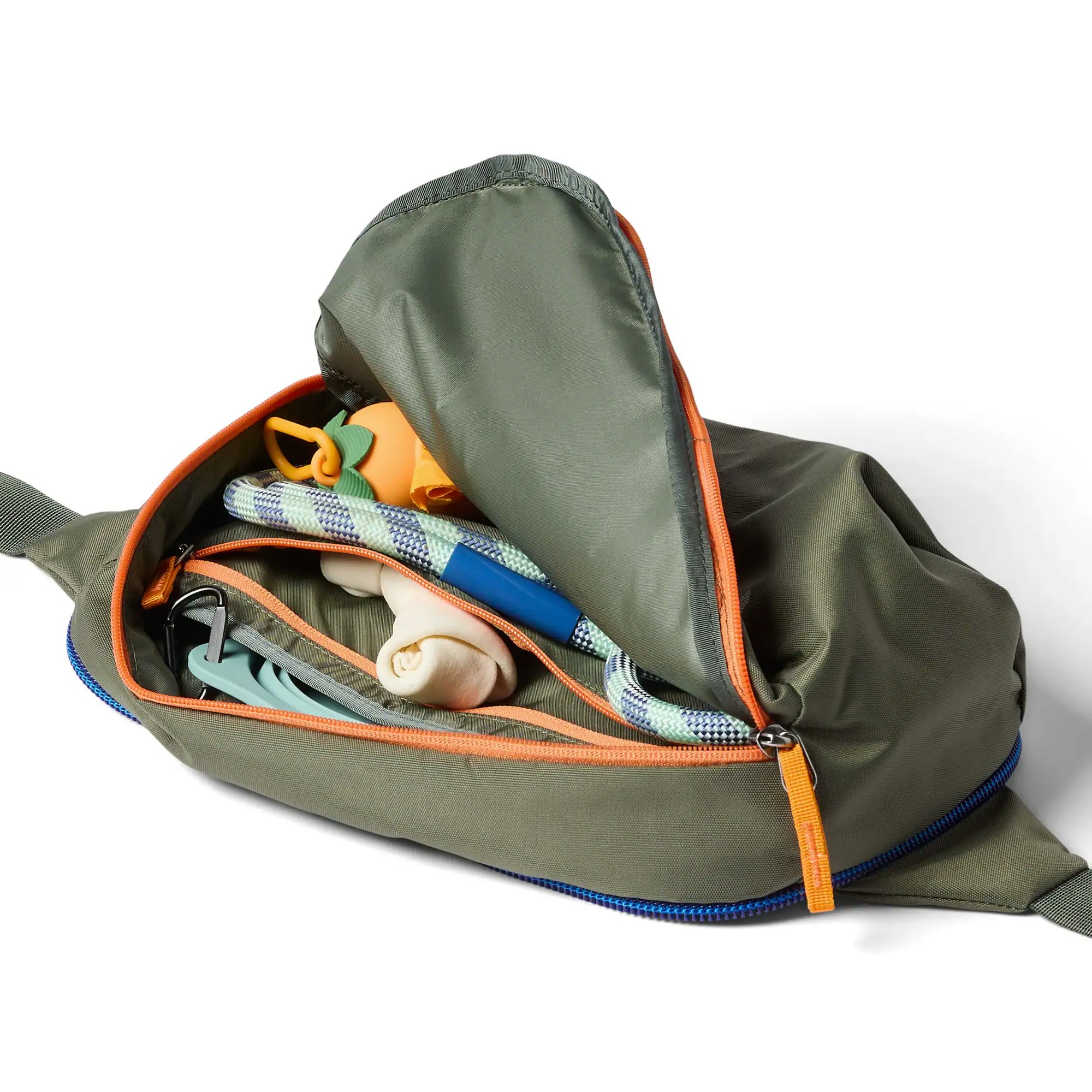 Cotopaxi Allpa 50 L Adventure Travel Pack view 3