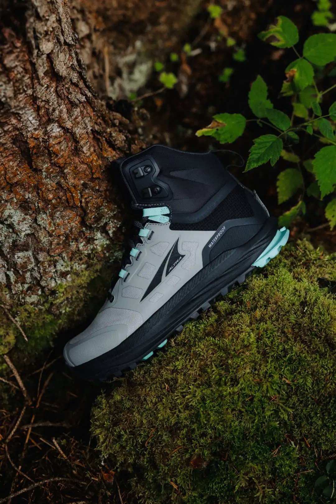 Altra Lone Peak 9 Waterproof Mid Hiking Boots - Women's view 8